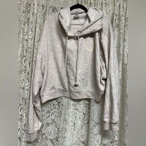 PINK Victoria’s Secret Everyday Fleece Cropped Heather Oatmeal Hoodie